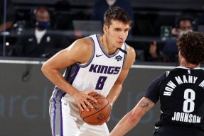 华体会登录-包含诺里奇城客场不敌，主教练表现艰难的词条