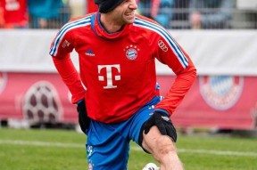 华体会官网-拜仁慕尼黑宣布前锋因伤暂停比赛