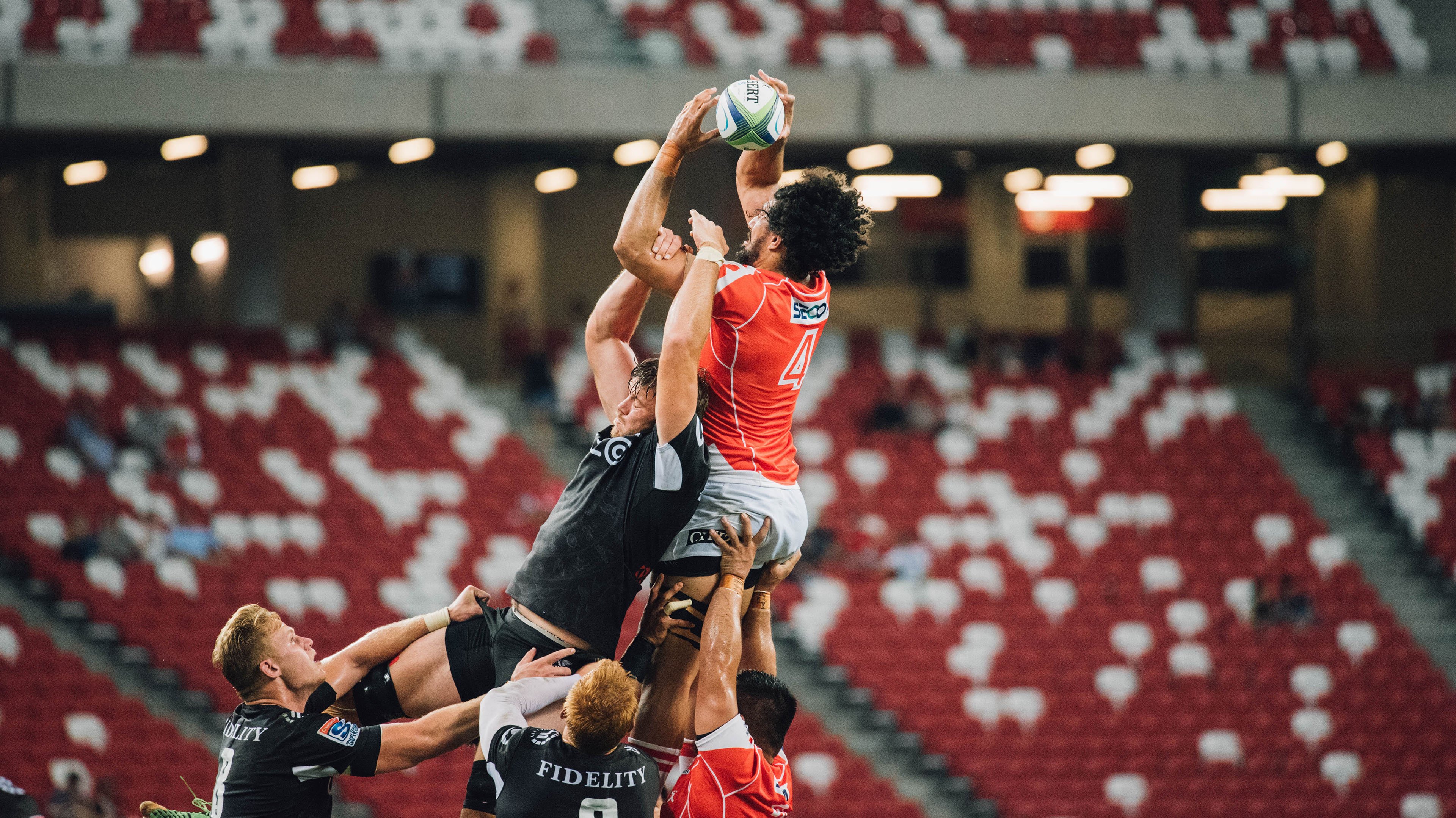 华体会登陆-交易风云再起，武切维奇加盟快船首秀，对阵勇士成全场焦点  第1张